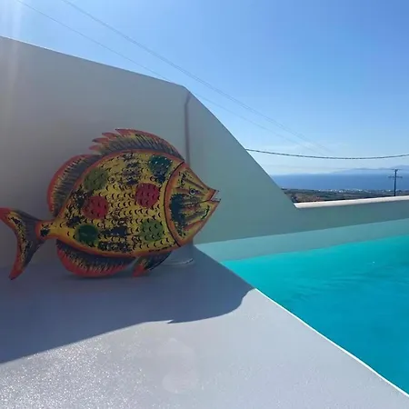 Signature Santorini 2 Bedroom Private Jetted Pool Beautiful Sunset Views Finikia