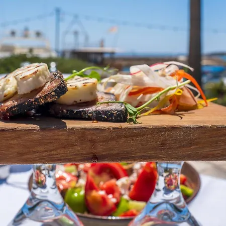 Signature Santorini 2 Bedroom Private Jetted Pool & Beautiful וילה אויה