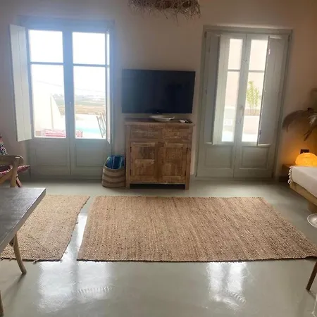 וילה Signature Santorini 2 Bedroom Private Jetted Pool & Beautiful