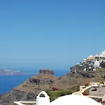 Вилла Signature Santorini 2 Bedroom Private Jetted Pool & Beautiful *