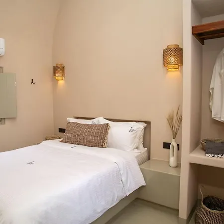 Signature Pfv Finikia Santorini Villa *