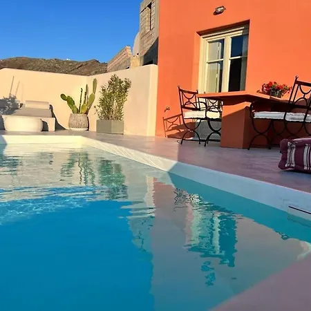 Signature Santorini 2 Bedroom Private Jetted Pool & Beautiful * Ía